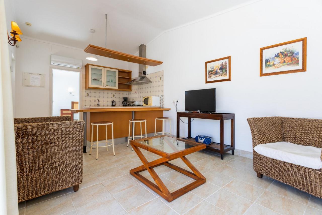 #133 Vila Dias 1 By Home Holidays Albufeira Exterior photo